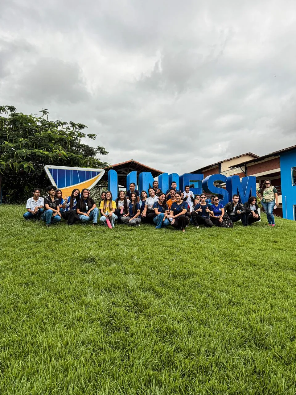 UNIFSM recebe alunos da Escola Dom Moisés Coelho em ação de extensão