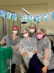 Clínica Escola Santa Maria realiza atendimentos odontológicos infantis e fortalece cuidado desde a infância